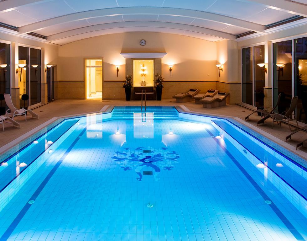 Thermenhotel Quellenhof Bad Fussing Exterior photo