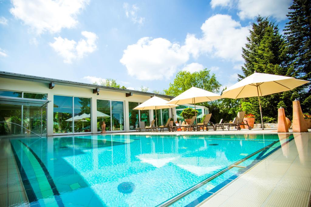 Thermenhotel Quellenhof Bad Fussing Exterior photo