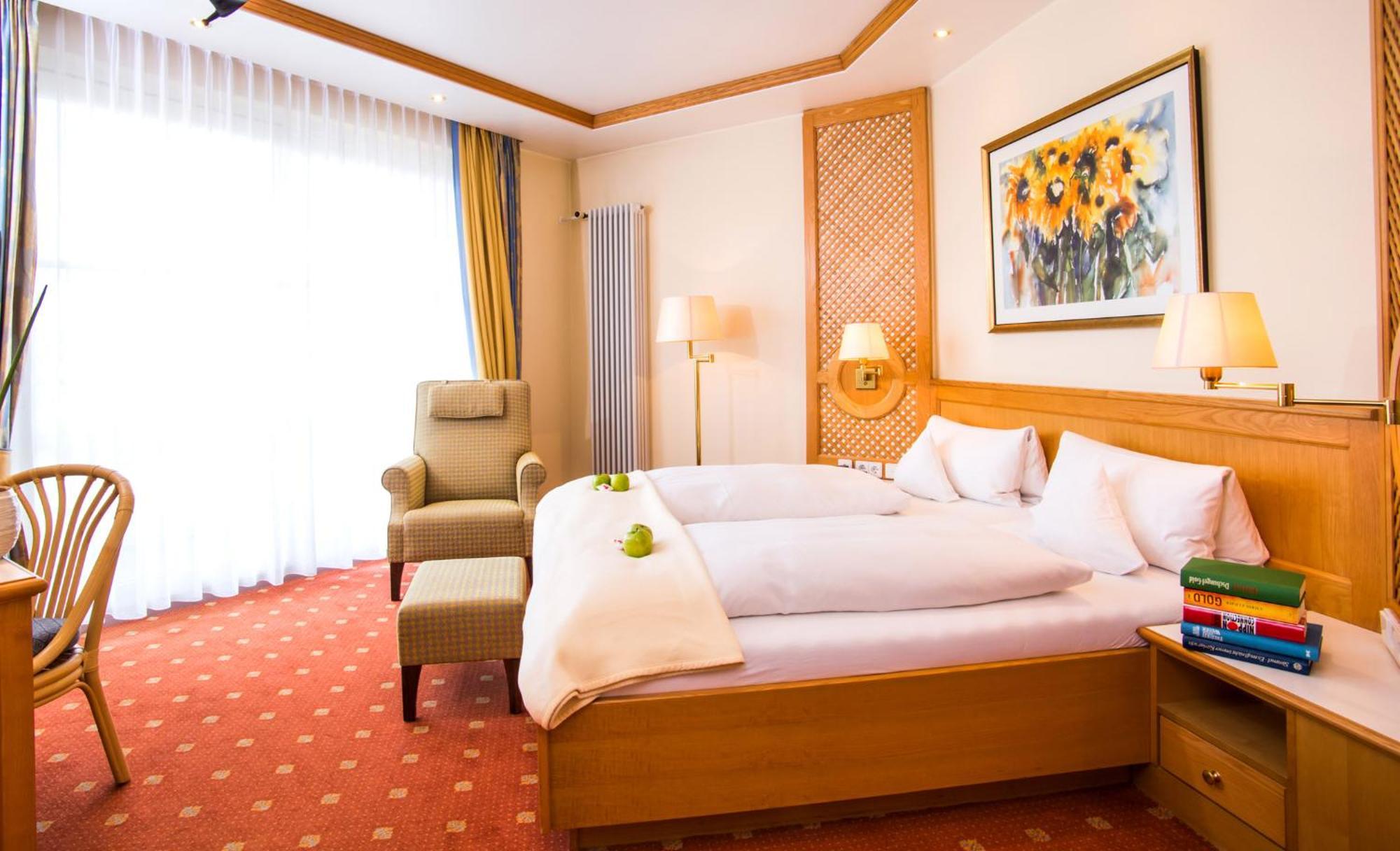 Thermenhotel Quellenhof Bad Fussing Exterior photo